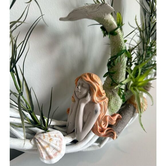 Mermaid Handmade Wreath - Picture 3 of 10